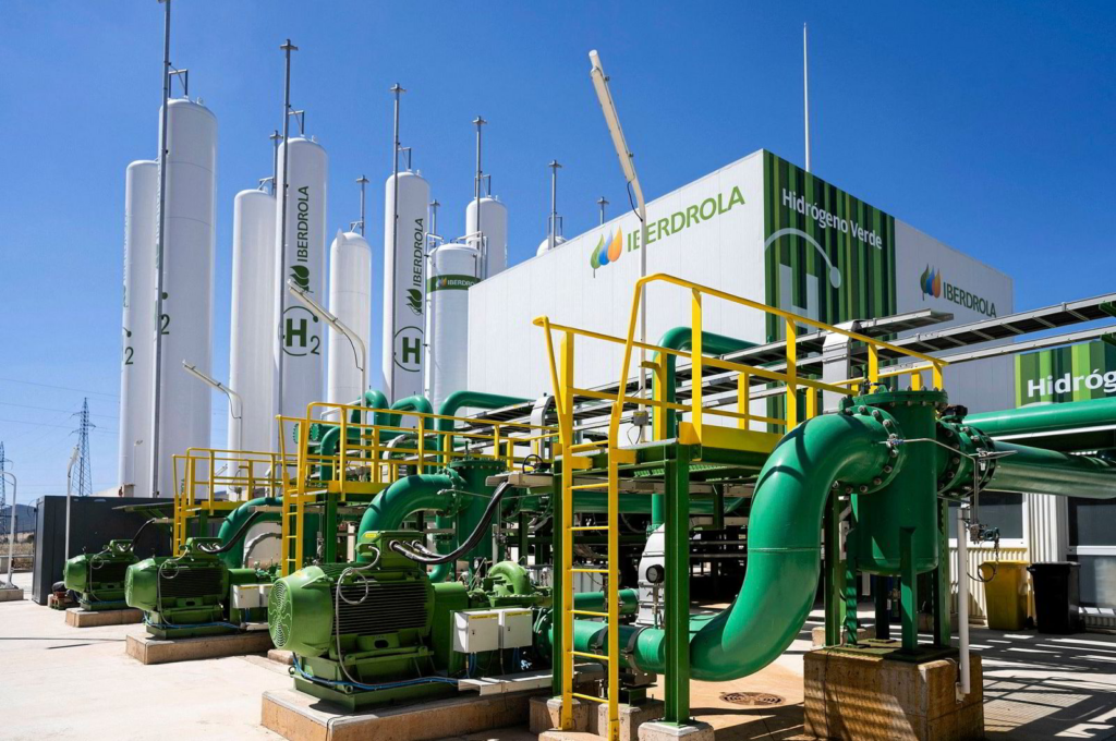 ¿Bluff o retirada? Iberdrola sacude al sector y Sheinbaum le responde con firmeza