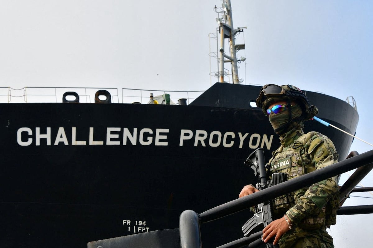 Un coladero para el huachicol fiscal las aduanas militarizadas