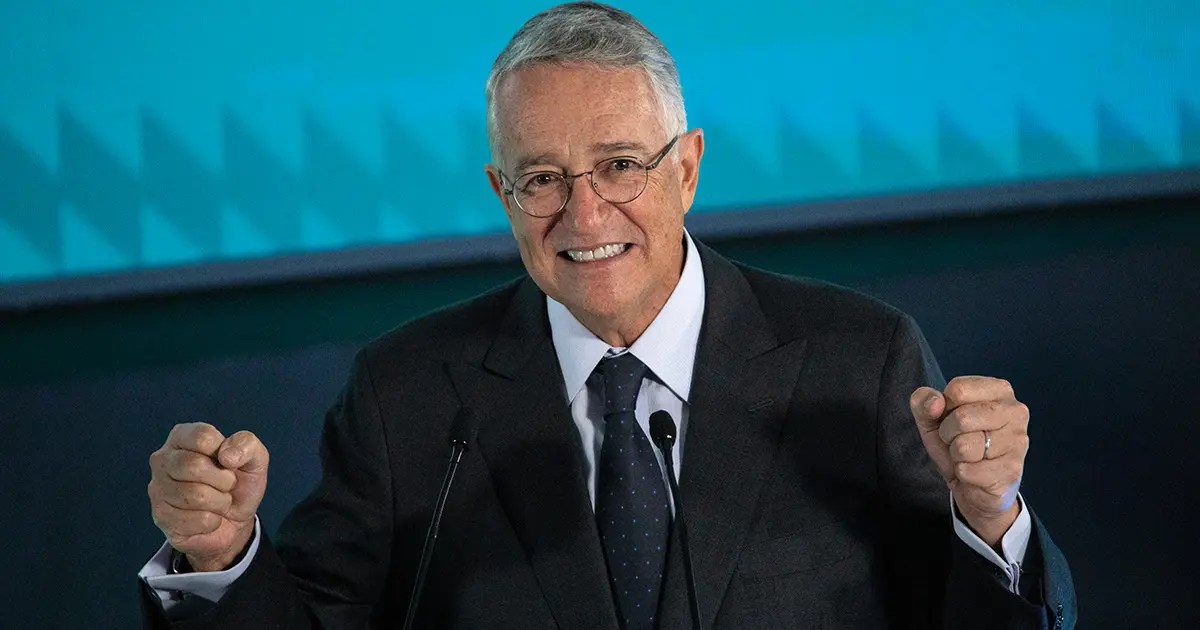 Salinas Pliego contraataca a Sheinbaum con caso Bermúdez tras acusación de fraude fiscal