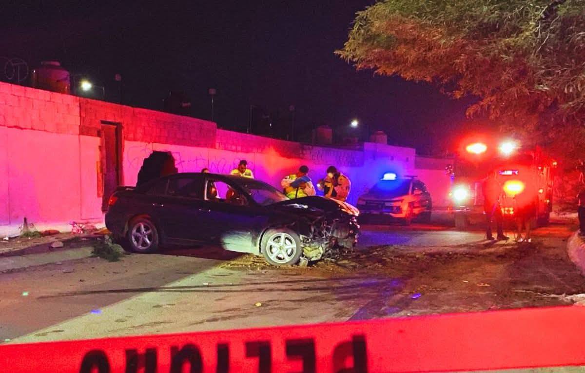 Madre e hija atropelladas por auto robado; conductor sigue prófugo