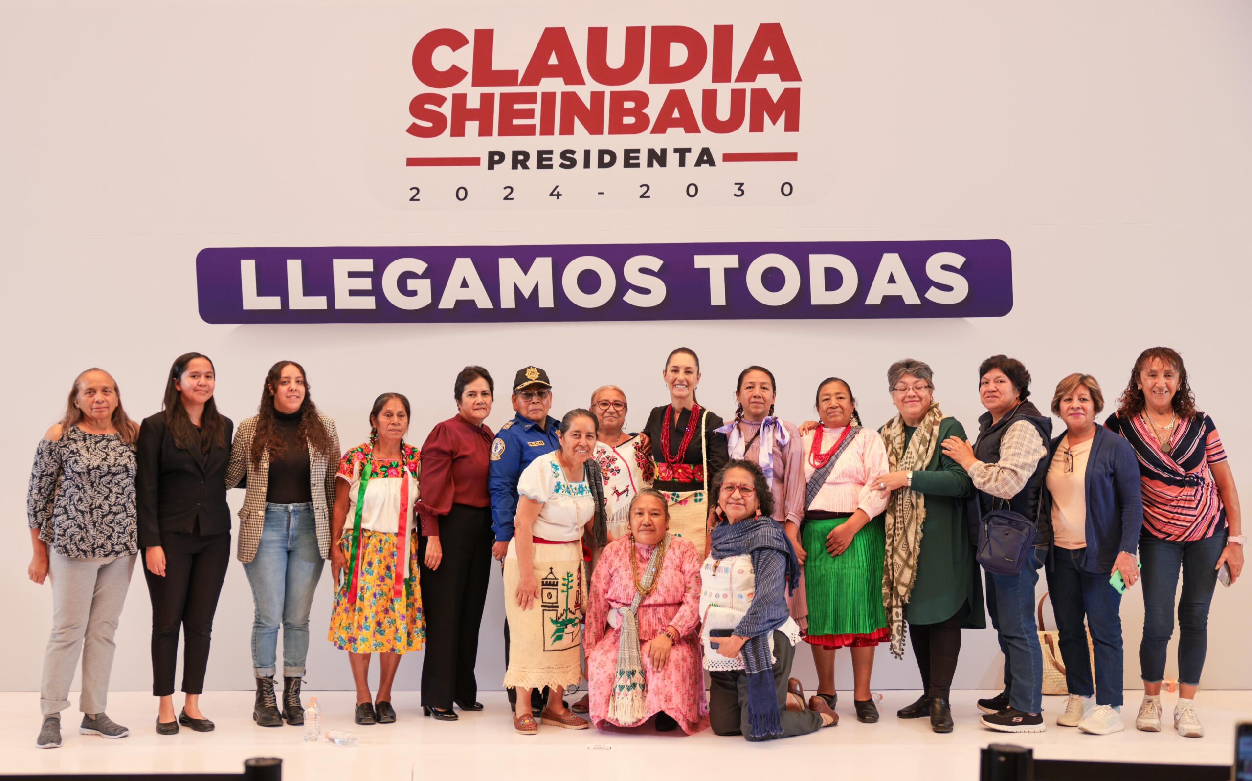 Sheinbaum agita al oficialismo con posible impulso inédito a candidatas