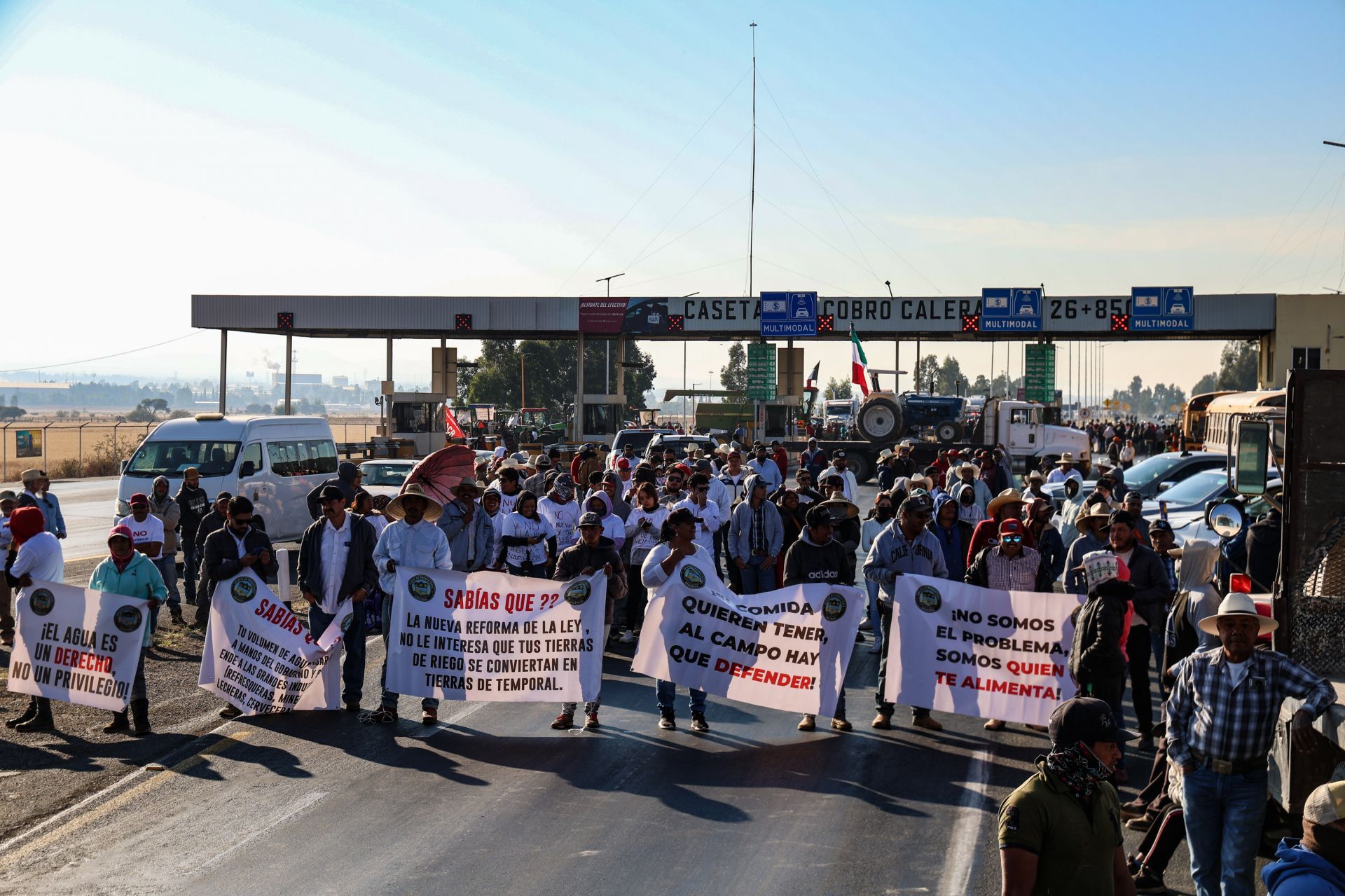 Transportistas rechazan señalamientos políticos de Segob