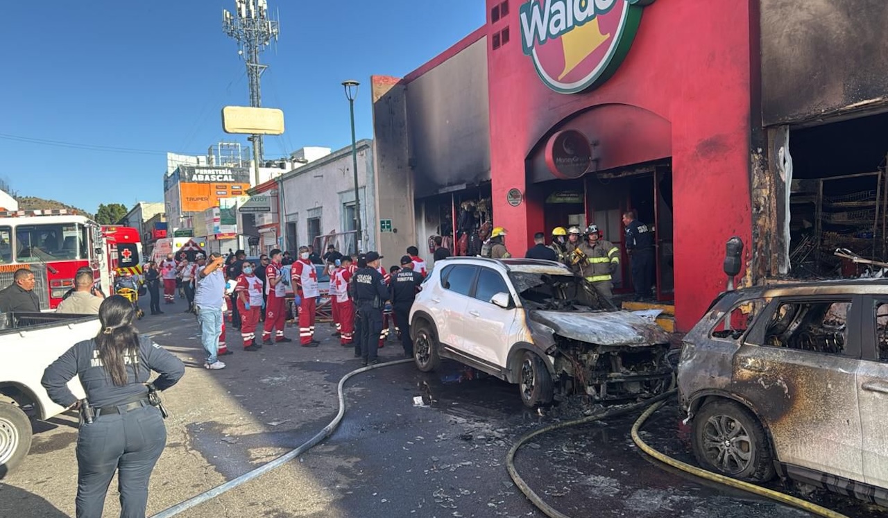Arranca proceso judicial por incendio en Waldo’s; citan primera audiencia y giran órdenes de captura