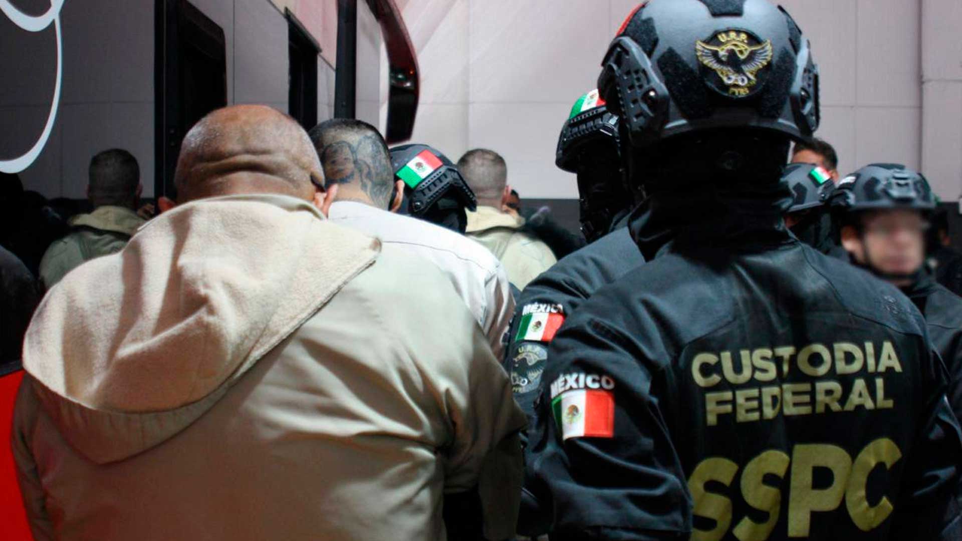 México envía a Estados Unidos a 37 reos ligados al crimen organizado