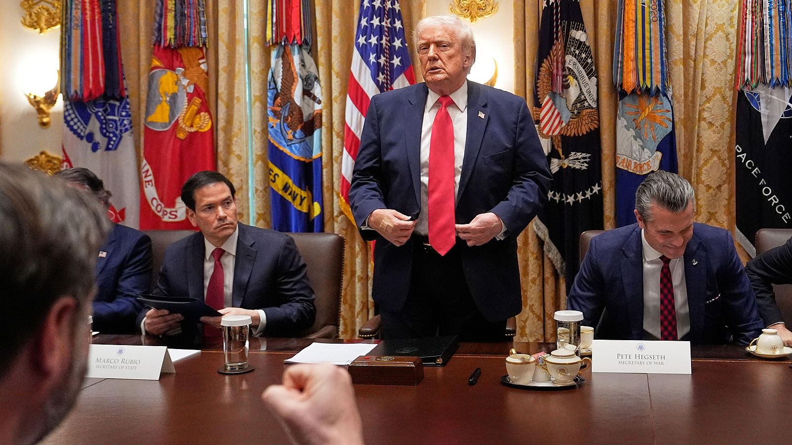 Trump anuncia ataques por tierra contra cárteles de la droga “muy pronto”