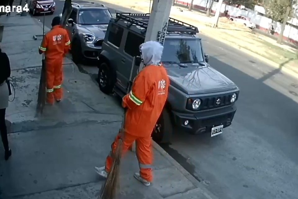 Falsos trabajadores de limpia irrumpen en casa y agreden a mujeres en CDMX