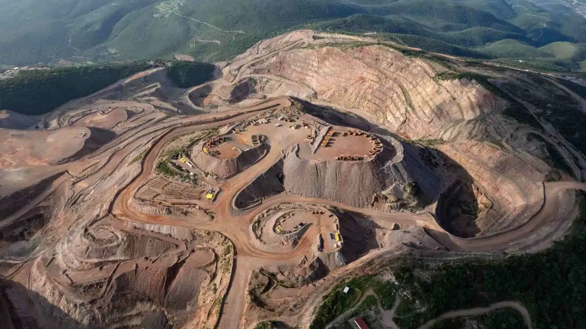 Secuestro y crimen organizado frenan millonarias inversiones mineras en México