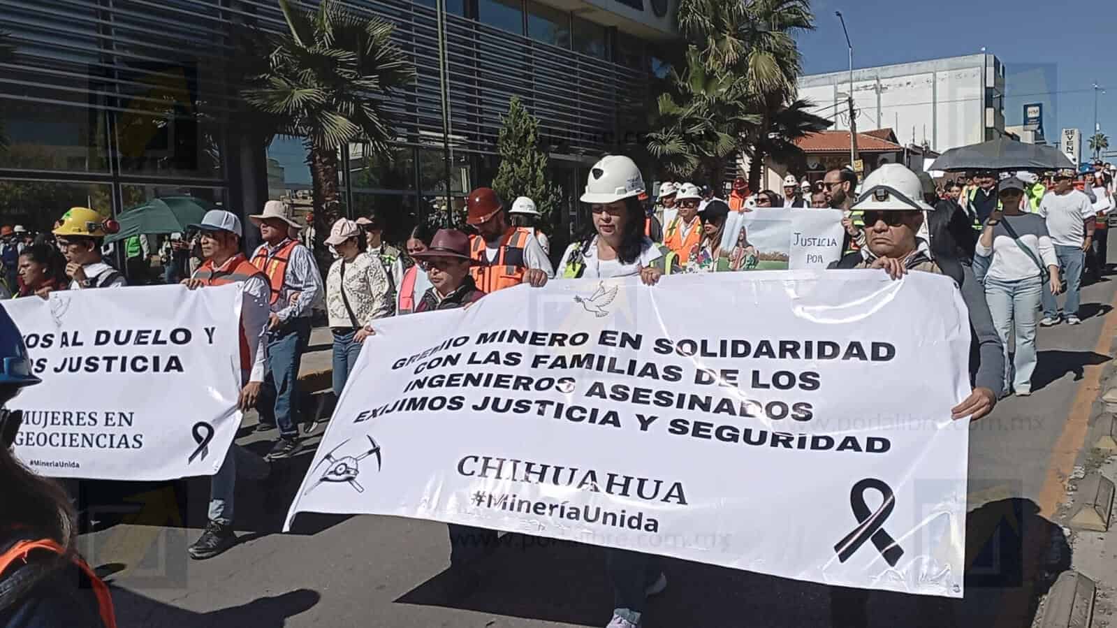 “¡Nos faltan 10!”: mineros toman calles en seis estados tras secuestro y asesinato en Sinaloa