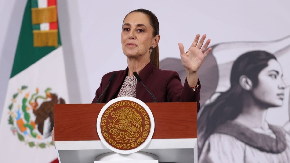 Sheinbaum va por tope a pensiones millonarias: propone límite de 50% del salario presidencial