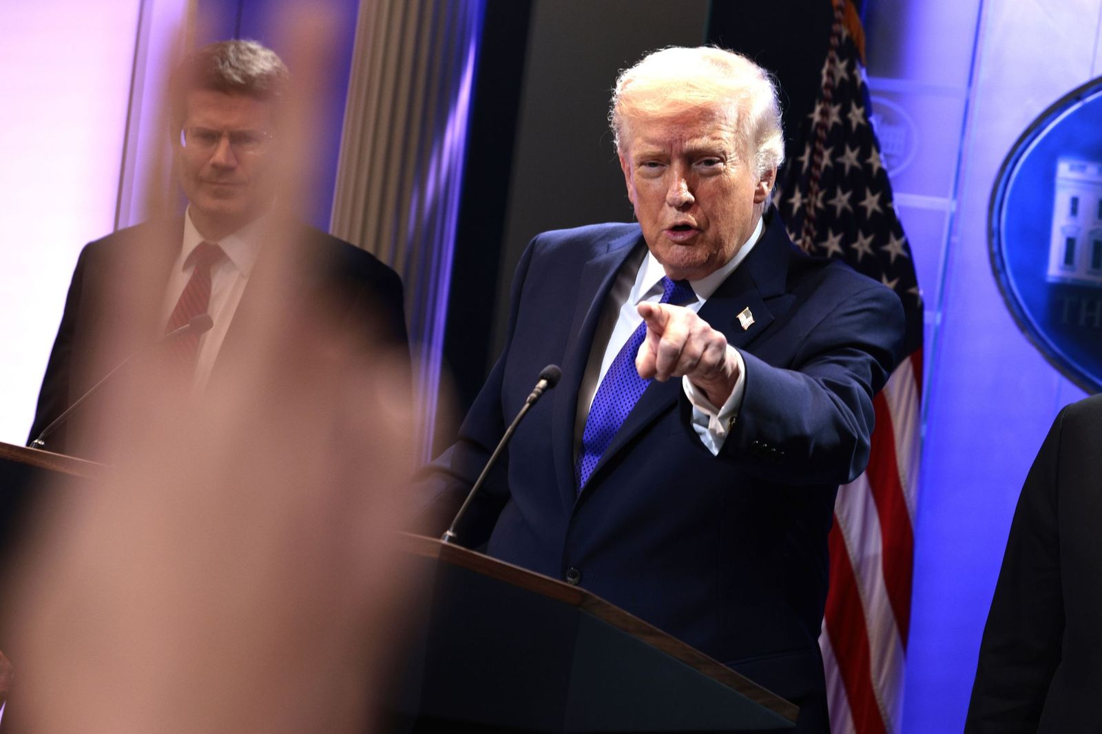 Trump lanza arancel global de 10% tras revés de la Suprema Corte