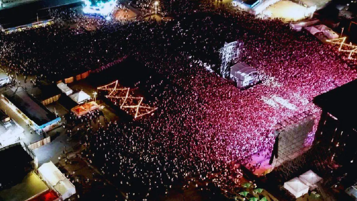 Carín León desata euforia en Hermosillo y deja millonaria derrama con gran festival