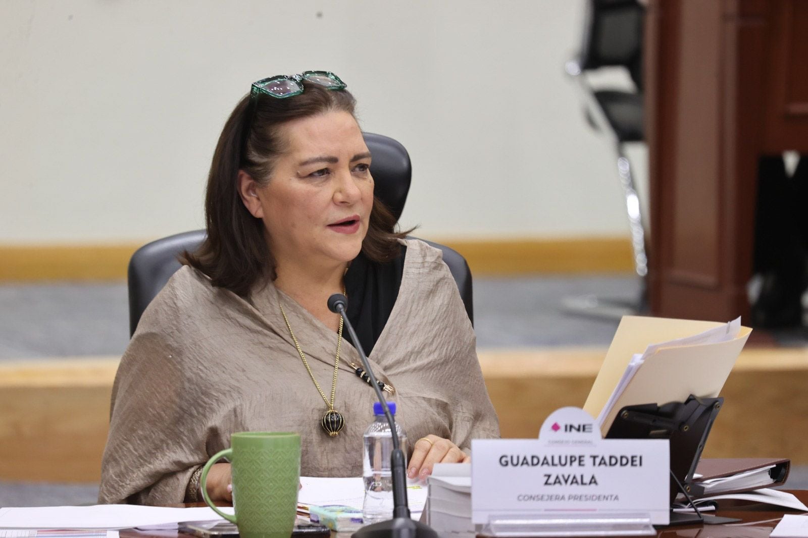 Cercanos a Taddei buscan consejerías clave en el INE