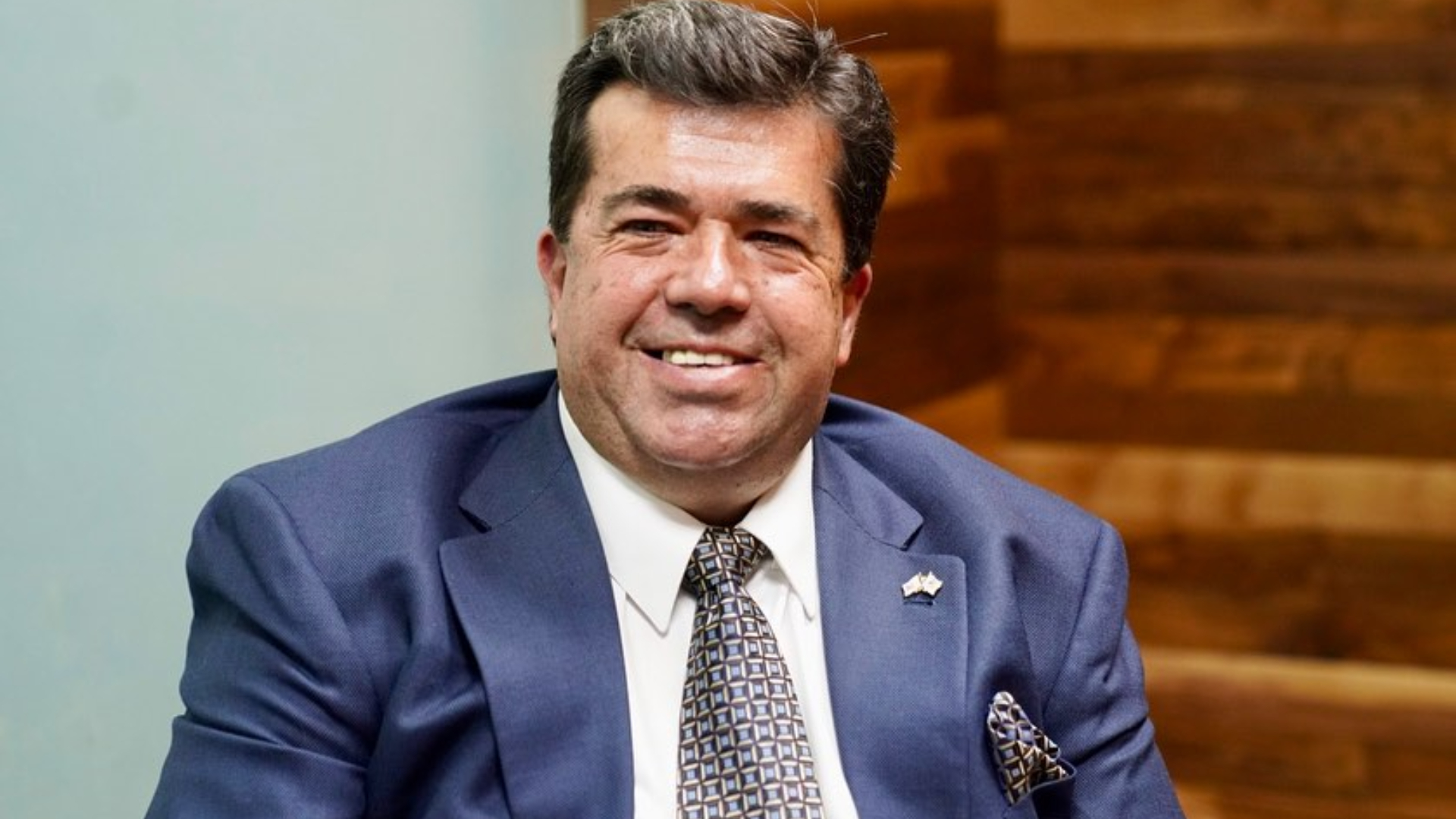 Pedro Haces arma canal propio en Santa Fe y suma figuras de la 4T